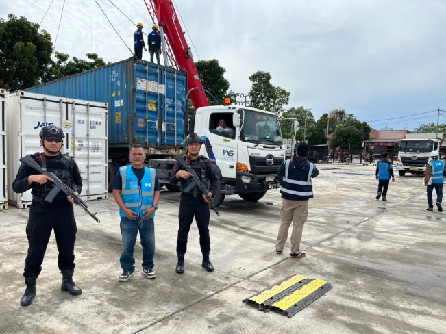 Pengawalan logistik untuk mendukung kelancaran acara Aquabike World Championship 2025. [Istimewa]